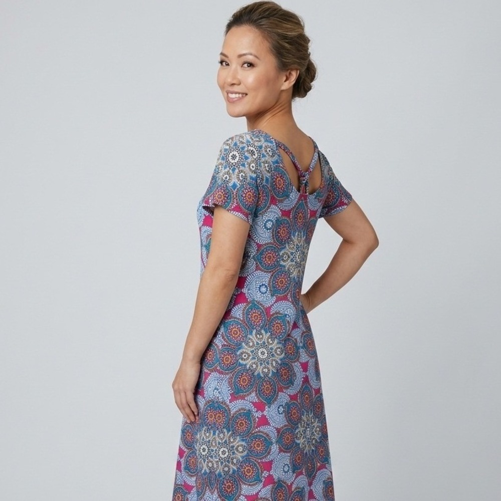 Chico's Mandala Medallion Sharkbite Hem Dress Pink Blue Petite 1P US 8/10